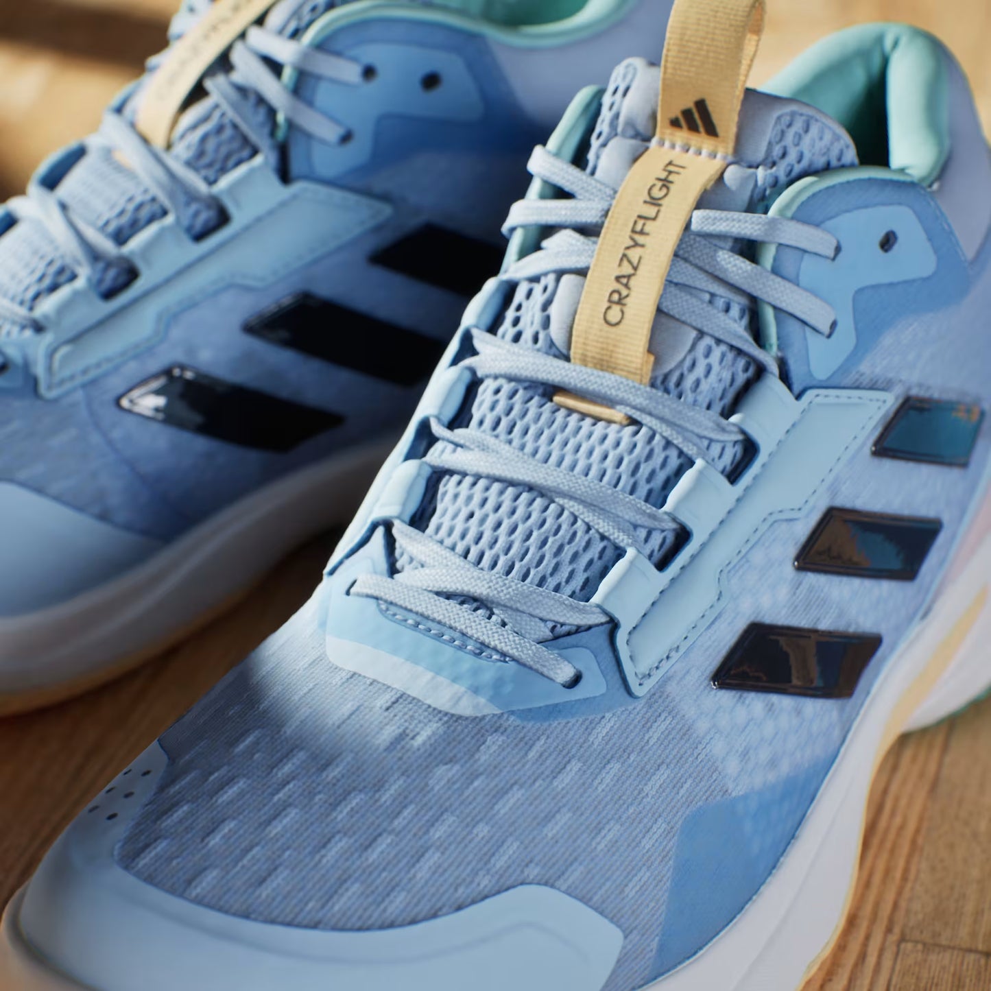 HP7032 Crazyflight 6 Mid Adidas Glow Blue